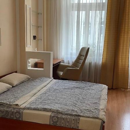 Babylon Apartments On Petliury Street 리우네 외부 사진