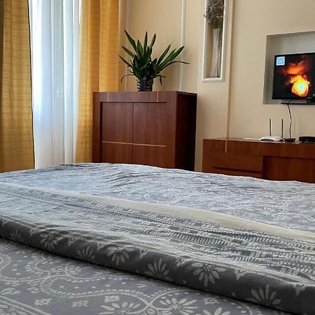 Babylon Apartments On Petliury Street 리우네 외부 사진